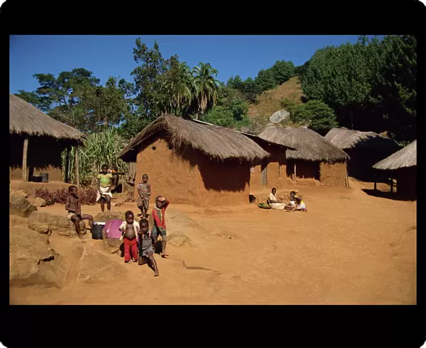 Village scene, children in foreground, Zomba Plateau, Malawi, Africa