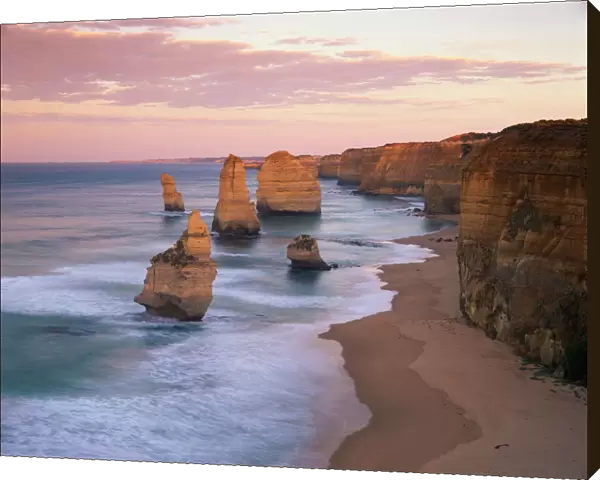 The Twelve Apostles along the coast on the Great Ocean Road in Victoria