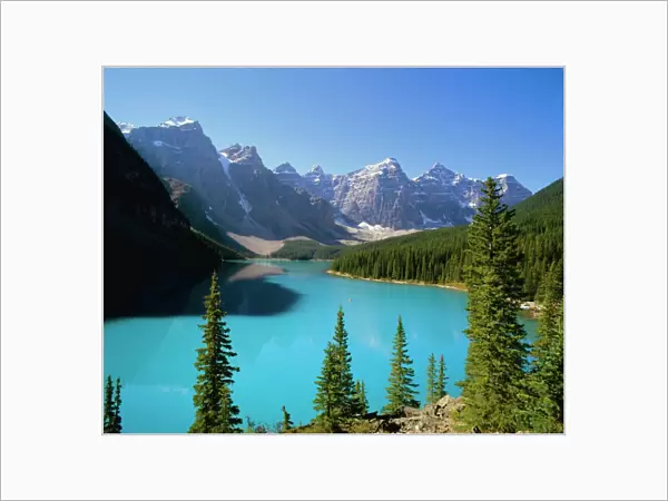 Moraine Lake, Valley of Ten Peaks, Banff National Park, Rocky Mountains, Alberta, Canada