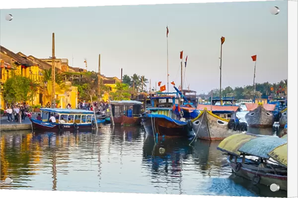 Boats on the Thu Bon River at sunset, Hoi An, Quang Nam Province, Vietnam, Indochina