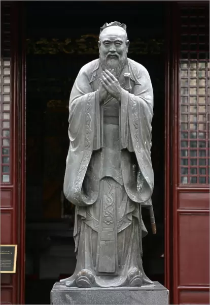 Statue of Confucius in the Shanghai Confucius temple, Shanghai, China, Asia