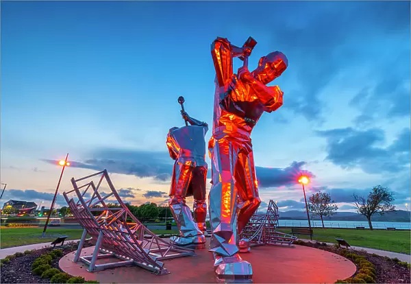 The Shipbuilders of Port Glasgow Statues, Coronation Park, Port Glasgow, Scotland, United Kingdom, Europe