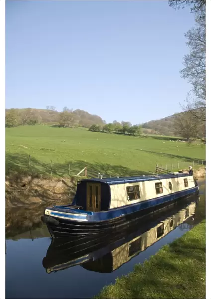 Narrow boat cruising the Llangollen Canal, Wales, United Kingdom, Europe