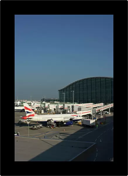 Heathrow Airport Terminal 5 in 2008, London, England, United Kingdom, Europe