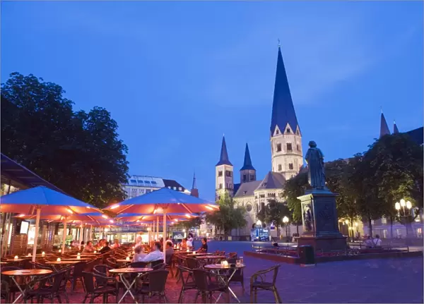 Bonn Cathedral at night, Bonn, North Rhineland Westphalia, Germany, Europe
