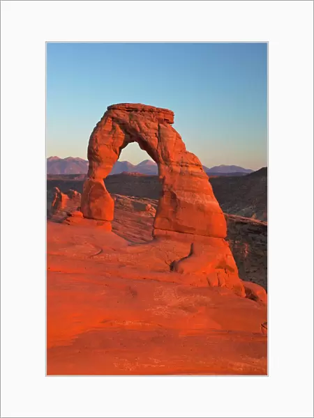 Sunset at Delicate Arch, Arches National Park, Moab, Utah, United States of America, North America
