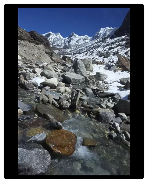 Chola Khola valley near Dzonglha, Solukhumbu District, Sagarmatha National Park, UNESCO World Heritage Site, Nepal, Himalayas, Asia