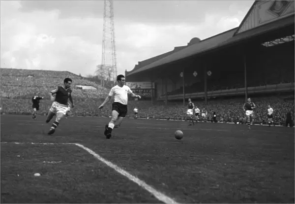 Spurs Bobby Smith and Burnleys Walter Joyce during the 1961 FA Cup