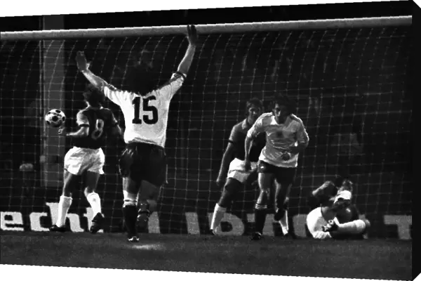 Robbie Rensenbrink celebrates his goal - 1976 Cup Winners Cup Final
