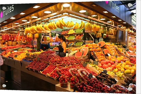 Fruit stall at La Boqueria market de St Josep, Barcelona, Spain
