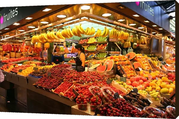 Fruit stall at La Boqueria market de St Josep, Barcelona, Spain