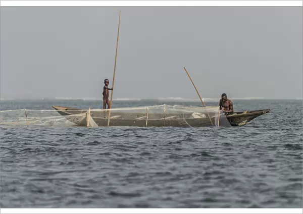 Africa, Benin, Lake Nokoua. Fishermen from Ganvie village
