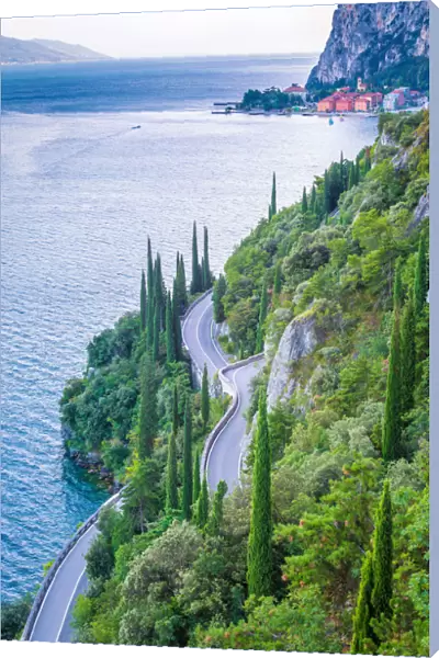Gardesana Occidentale scenic route, Lake Garda, Lombardia, Italy