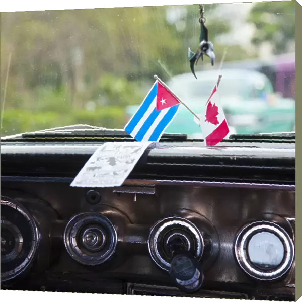 Dashboard of classic American 50s car, Havana, Cuba