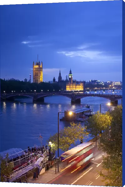 Big Ben, Houses of Parliament and River Thames, London, England