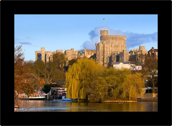 UK, England, Berkshire, Windsor, Windsor Castle and River Thames
