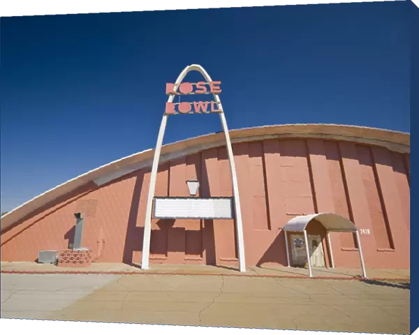 USA, Oklahoma, Route 66, Tulsa, Rose Bowl bowling Alley