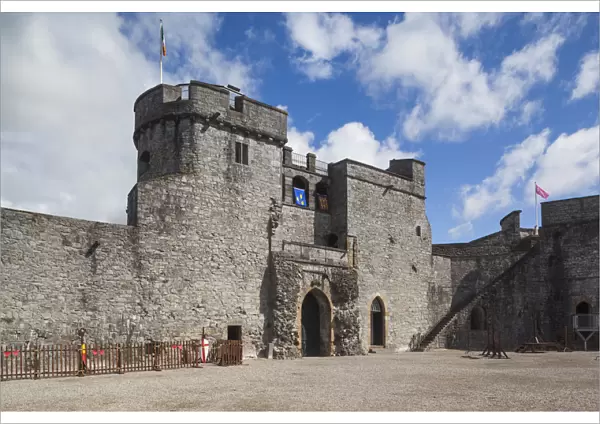 Ireland, County Limerick, Limerick City, King Johns Castle, 13th century