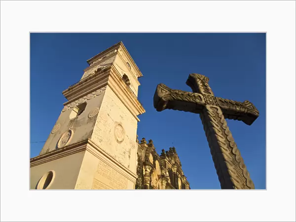 Nicaragua, Granada, Cross and Iglesia de la Merced