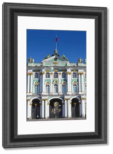 Russia, St. Petersburg, Center, Dvotsovaya Square, Winter Palace and Hermitage Museum