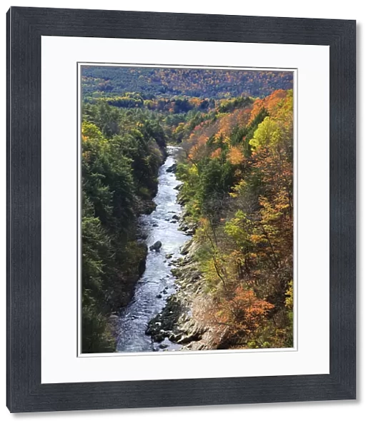 USA, New England, Vermont, Woodstock, Quechee State Park, Fall Foliage and Quechee Gorge