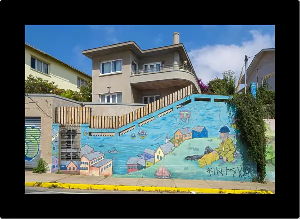 Painted mural of house on Avenida Alemania, Cerro Alegre, Valparaiso, Valparaiso Province, Valparaiso Region, Chile