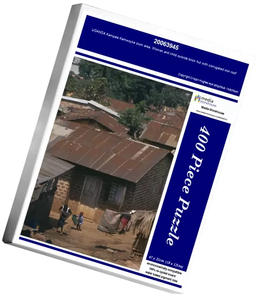 20063945. UGANDA Kampala Kamwoyke slum area
