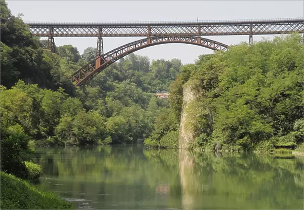 Italy, Lombardy, Valle Adda, iron bridge at Paderno d Adda