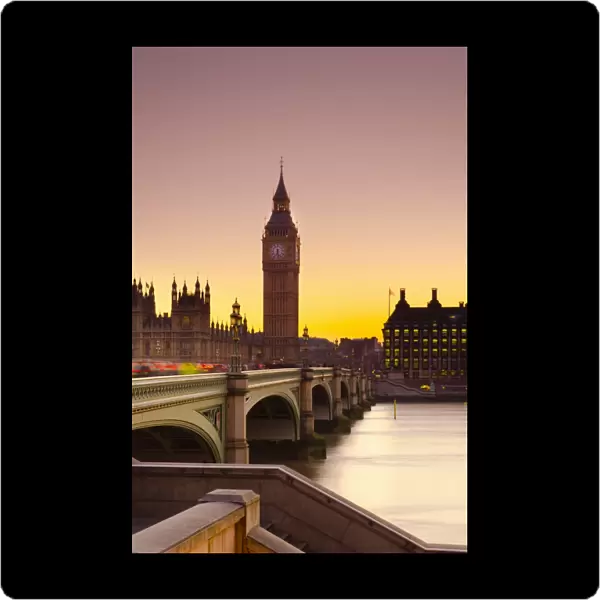 London, Houses of Parliament, Big Ben and Westminster Bridge