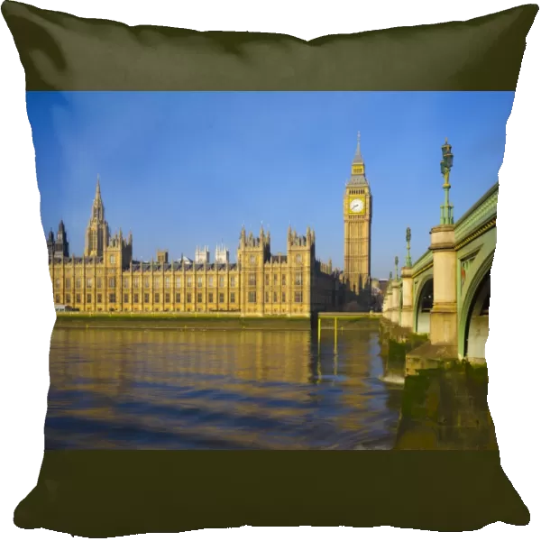 UK, England, London, Westminster Bridge over River Thames and Big Ben