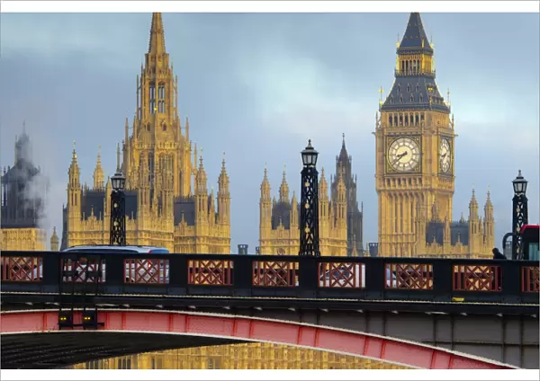 UK, England, London, Lambeth Bridge and Houses of Parliament, Big Ben