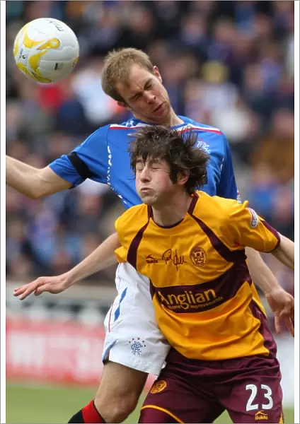 Steven Whittaker Facing Off: Motherwell vs Rangers, Clydesdale Bank Premier League (1-1)