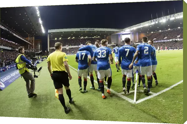 Rangers FC: Celebrating Hodson's Goal Against Aberdeen in the Premiership at Ibrox Stadium
