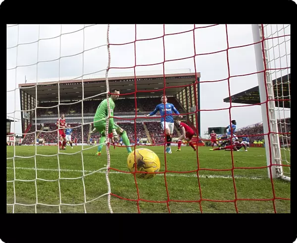 Rangers Joe Dodoo Scores the Thrilling Winner at Pittodrie Stadium: Aberdeen vs Rangers, Ladbrokes Premiership