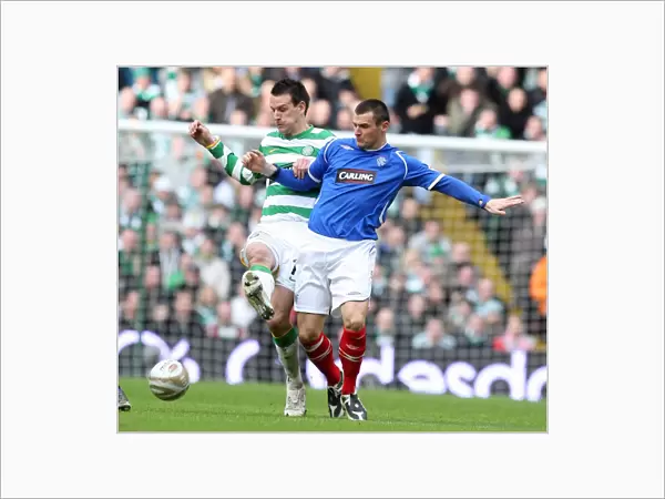 A Battle at Celtic Park: Lee McCulloch vs Jan Vennegoor of Hesselink - Scoreless Clash in Celtic 0-0 Rangers
