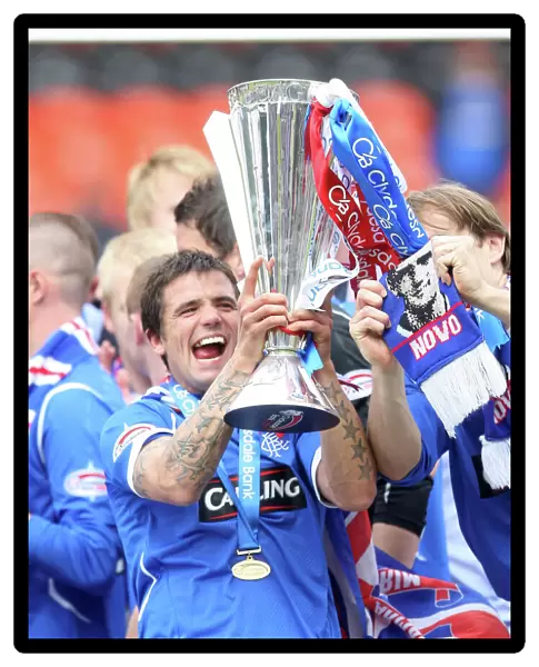 Nacho Novo's Euphoric Title-Winning Moment: Rangers Clinch the Scottish Premier League Championship at Tannadice (2008-09)
