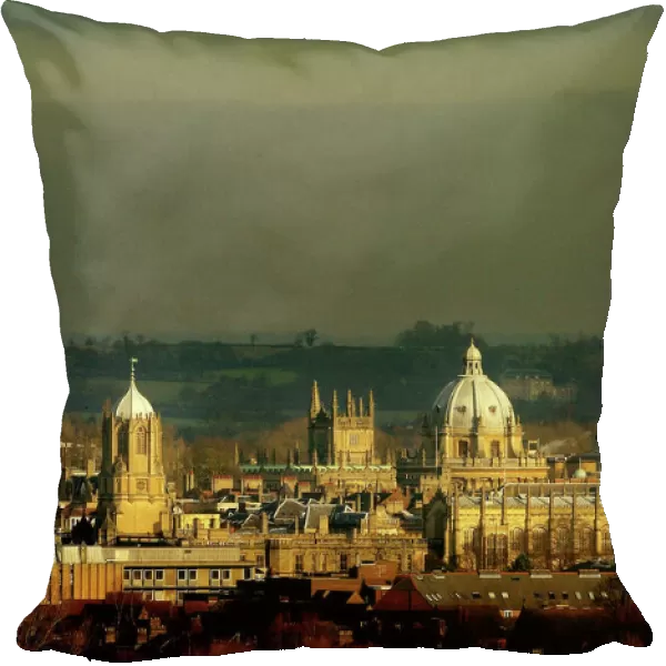 THE ROOFTOPS OF THE UNIVERSITY CITY OF OXFORD ARE SEEN FROM THE SOUTH WEST
