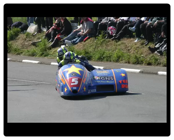 Simon Neary & Stuart Bond (Yamaha) 2007 Sidecar TT