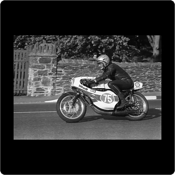 David Knowles (Yamaha) 1973 Junior TT