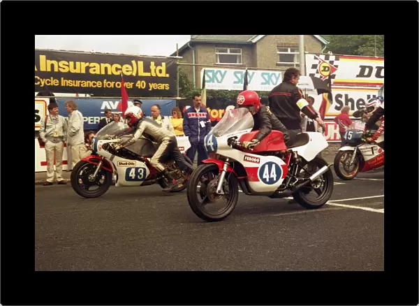 Mick Chatterton (Yamaha) and Richard Swallow (Maxton Yamaha) 1987 Junior TT