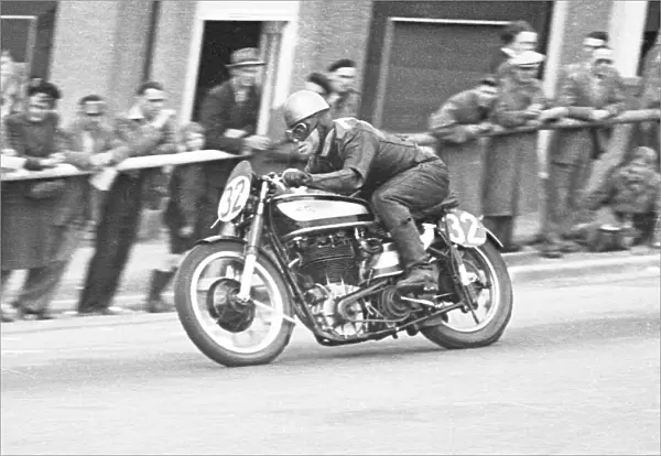 Roy Evans (Norton) 1950 Senior TT