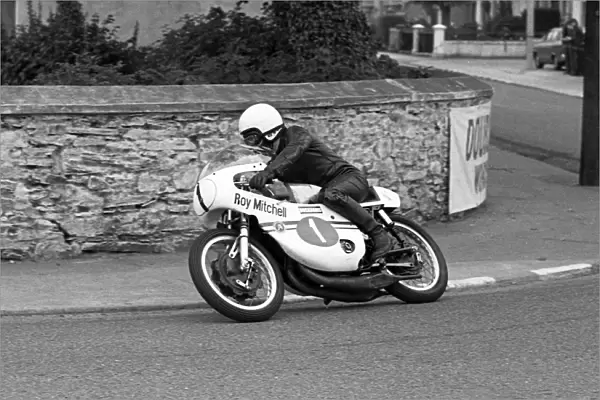 Hugh Mitchell (Yamaha) 1973 Lightweight Manx Grand Prix