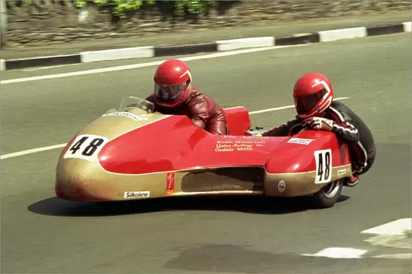 Mike Barry & John Jefferson (C & B Suzuki) 1987 Sidecar TT