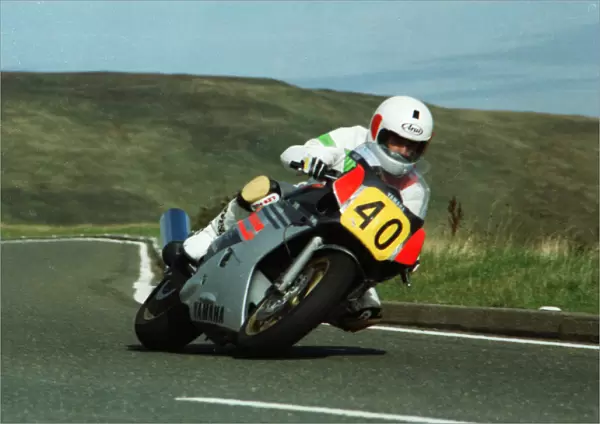 Neil Munro (Yamaha) 1989 Senior Manx Grand Prix