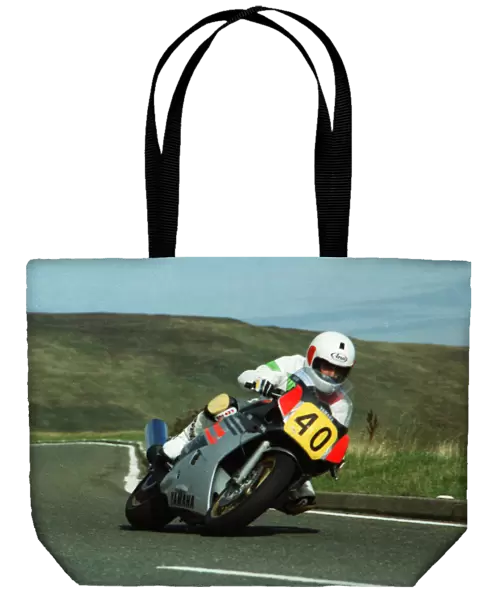 Neil Munro (Yamaha) 1989 Senior Manx Grand Prix