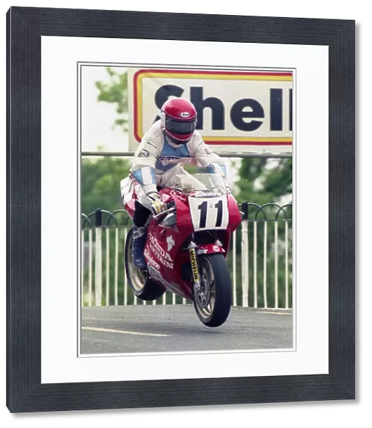 Graeme McGregor (Honda) 1990 Senior TT