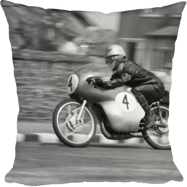 Michio Ichino (Suzuki) 1962 50cc TT