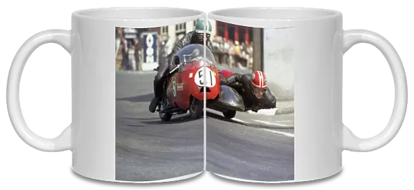 William Lomas & Conrad Money (Norton) 1969 500 Sidecar TT