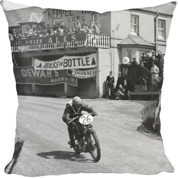 Harry Lamacraft (Velocette) 1937 Junior TT