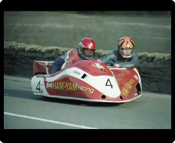 Steve Abbott & Vince Biggs (Ham-Yam) 1983 Sidecar TT